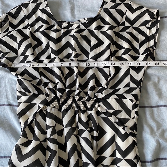 NWT Black & White Striped Dress - Picture 9 of 12